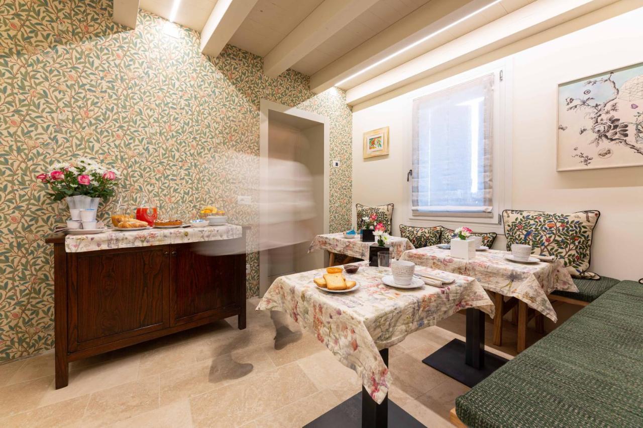 B&B Casa Oltraval วัลดอบเบียเดเน ภายนอก รูปภาพ