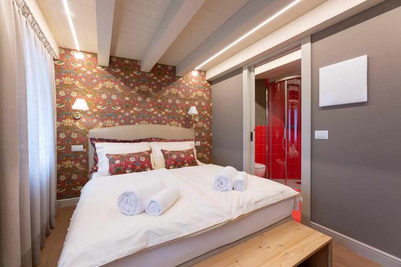 B&B Casa Oltraval วัลดอบเบียเดเน ภายนอก รูปภาพ