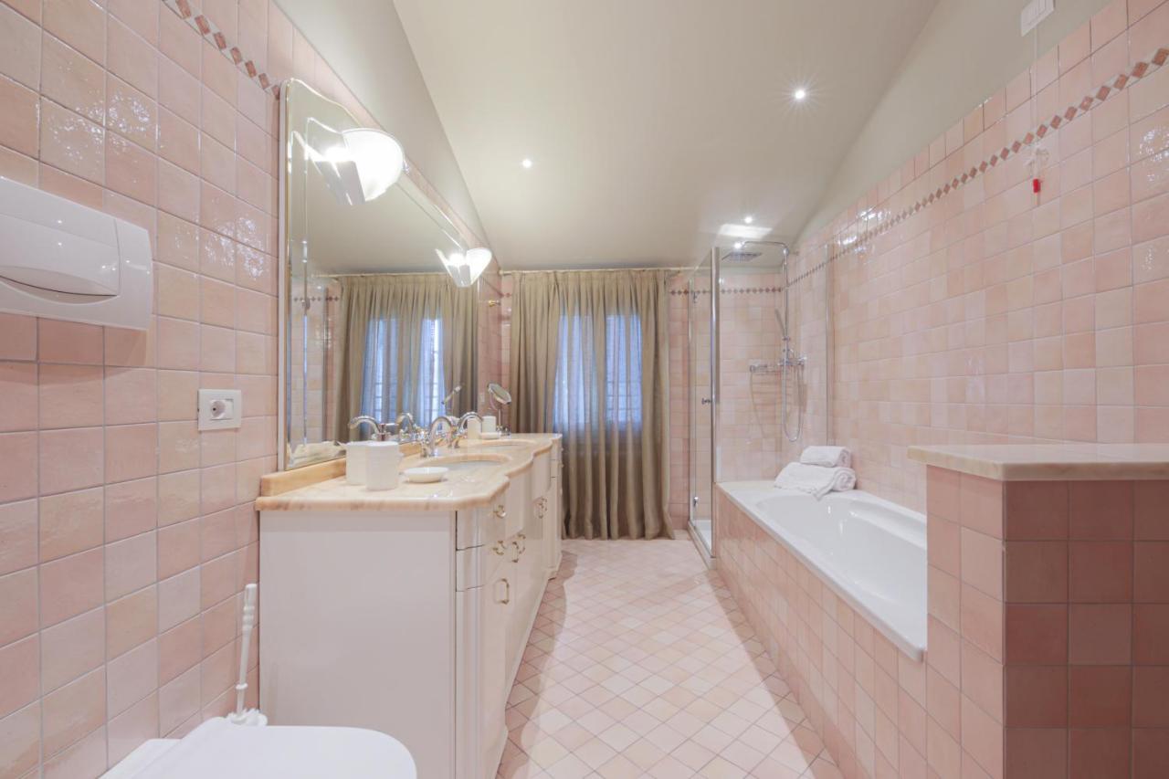 B&B Casa Oltraval วัลดอบเบียเดเน ภายนอก รูปภาพ